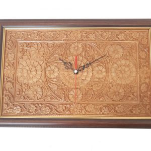 wood carving clock made by mohammad mehdi tavakkol